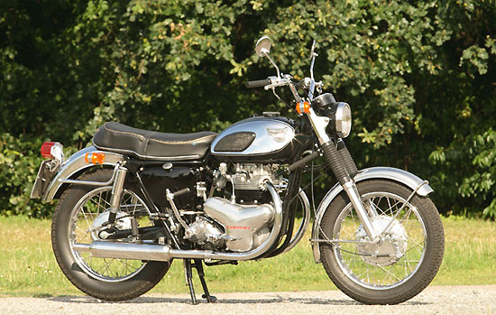 Kawasaki 650 W1 von 1966
