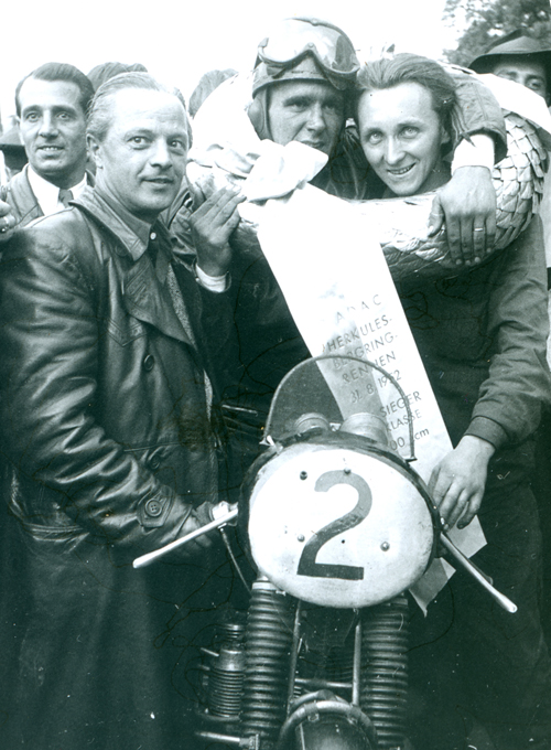 #2 Rennfahrer Friedel Mnch 1952